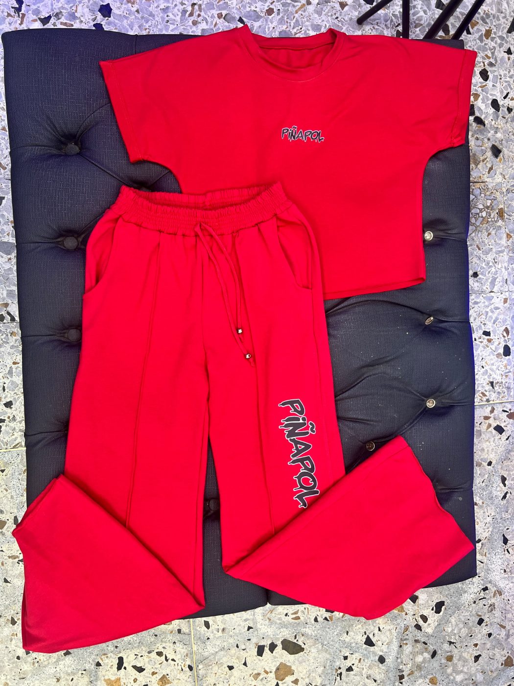 Conjunto rojo Piñapol